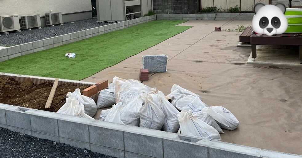 人工芝・防草シート・砂利をDIY！自分で敷いて84万円節約｜外構工事の 